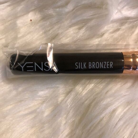 Yensa Beauty Silk Bronzing Base Sunlit Glow Bronzer and Brush Duo New in Box - Picture 6 of 13